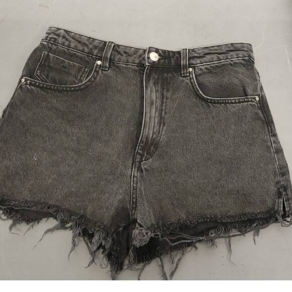 Zara Pants - Zara Denim Jean Shorts Frayed Hem High Waist Sz 6 Black